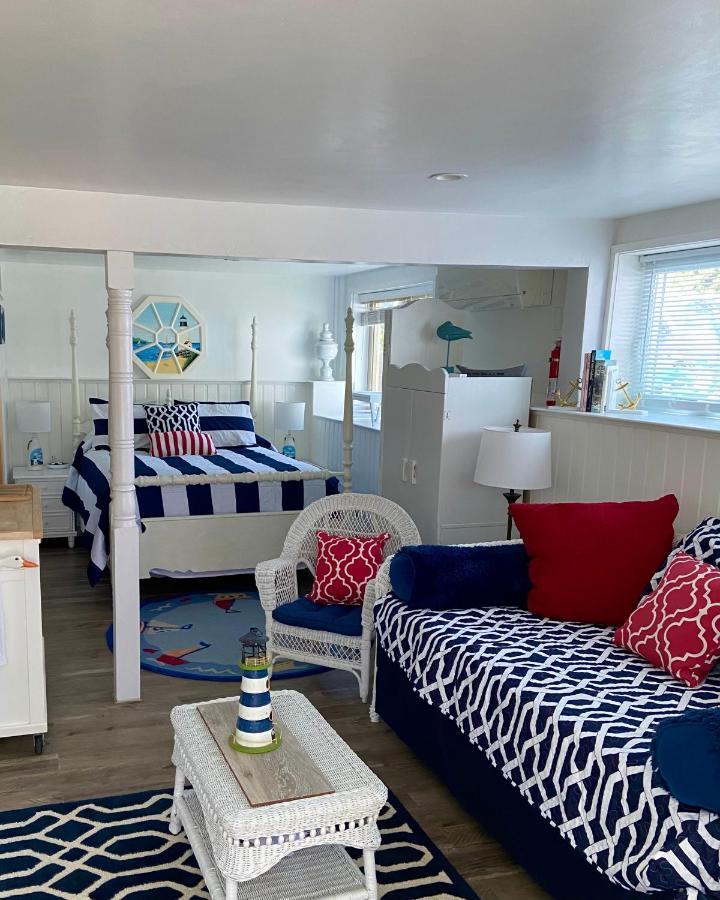 Clear Pond Suite Plymouth Esterno foto