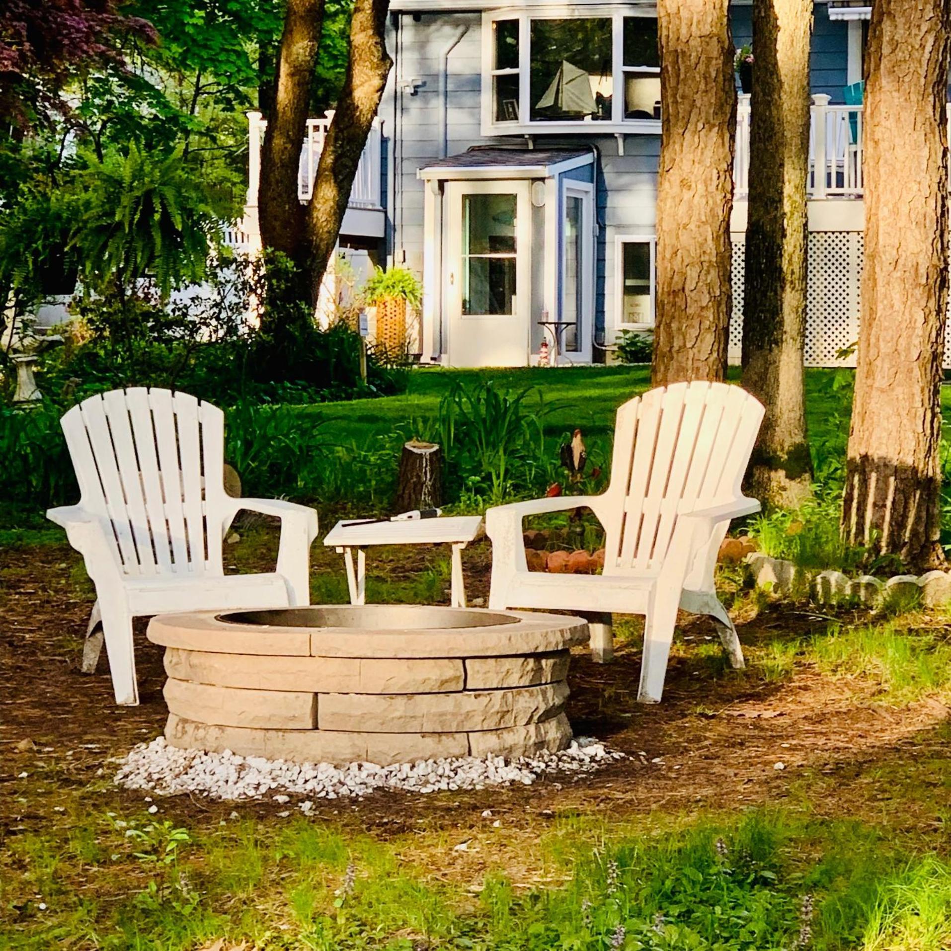 Clear Pond Suite Plymouth Esterno foto